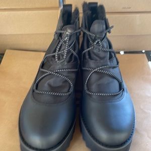 Ugg Women’s Classic Rising Toggle Boot